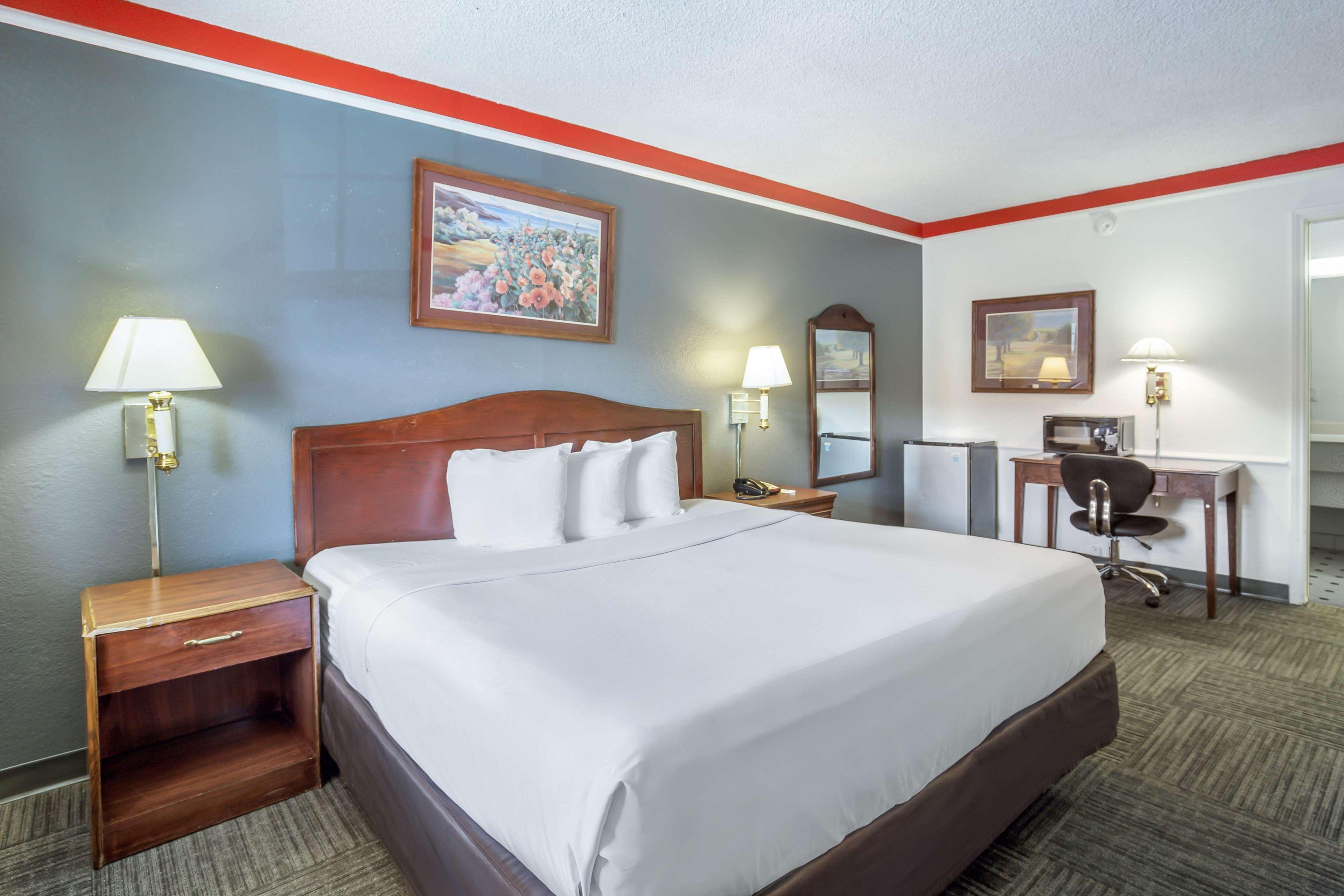 Americas Best Value Inn DEN Eksteriør billede