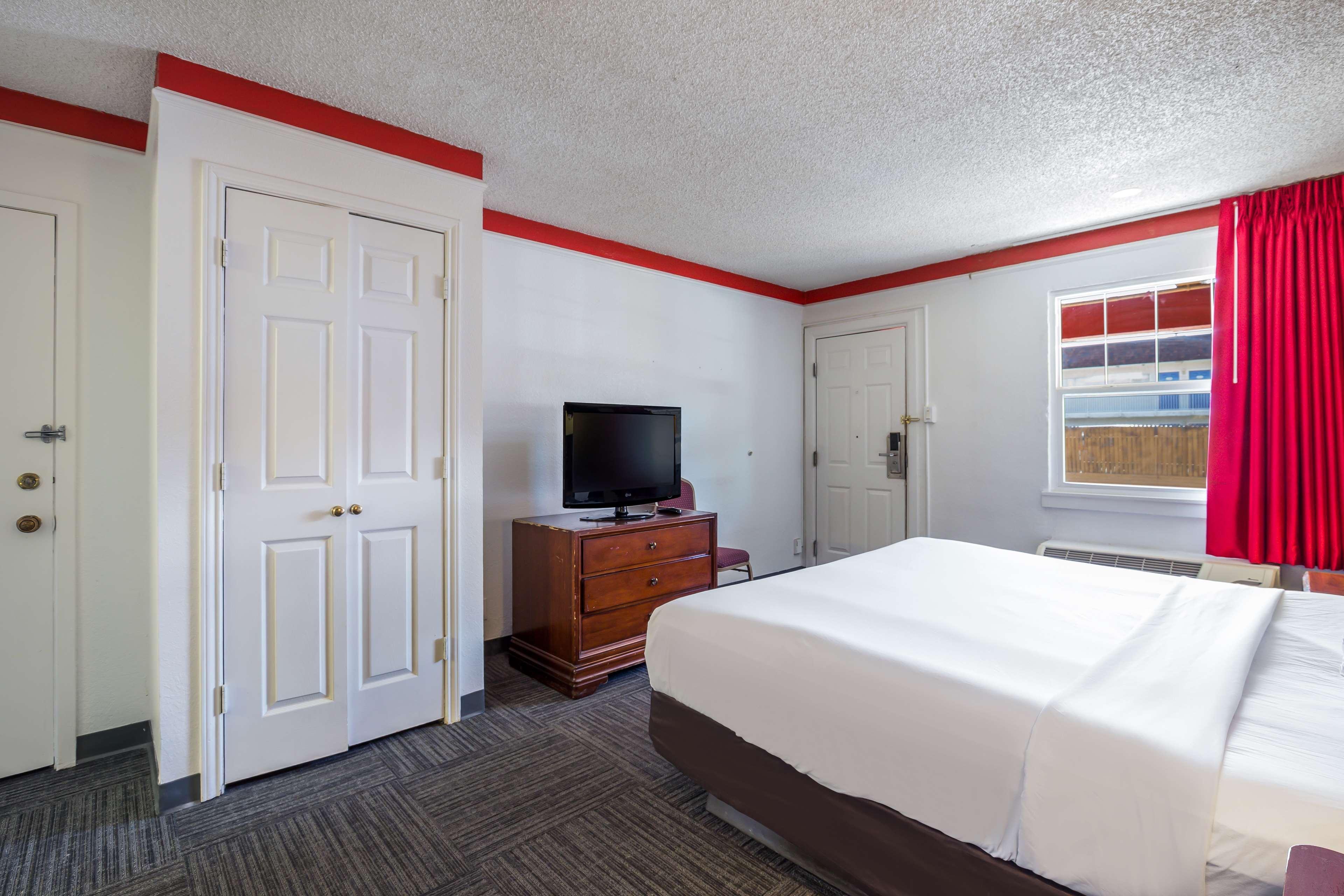 Americas Best Value Inn DEN Eksteriør billede