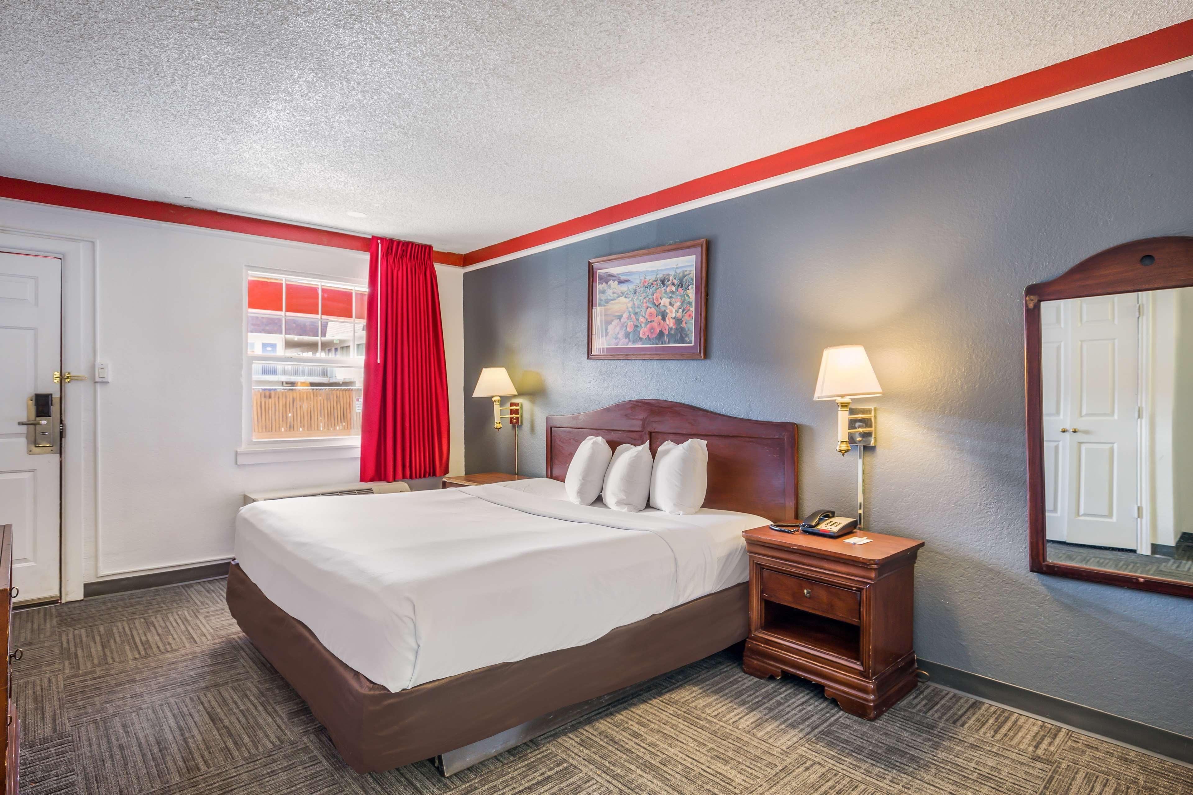 Americas Best Value Inn DEN Eksteriør billede