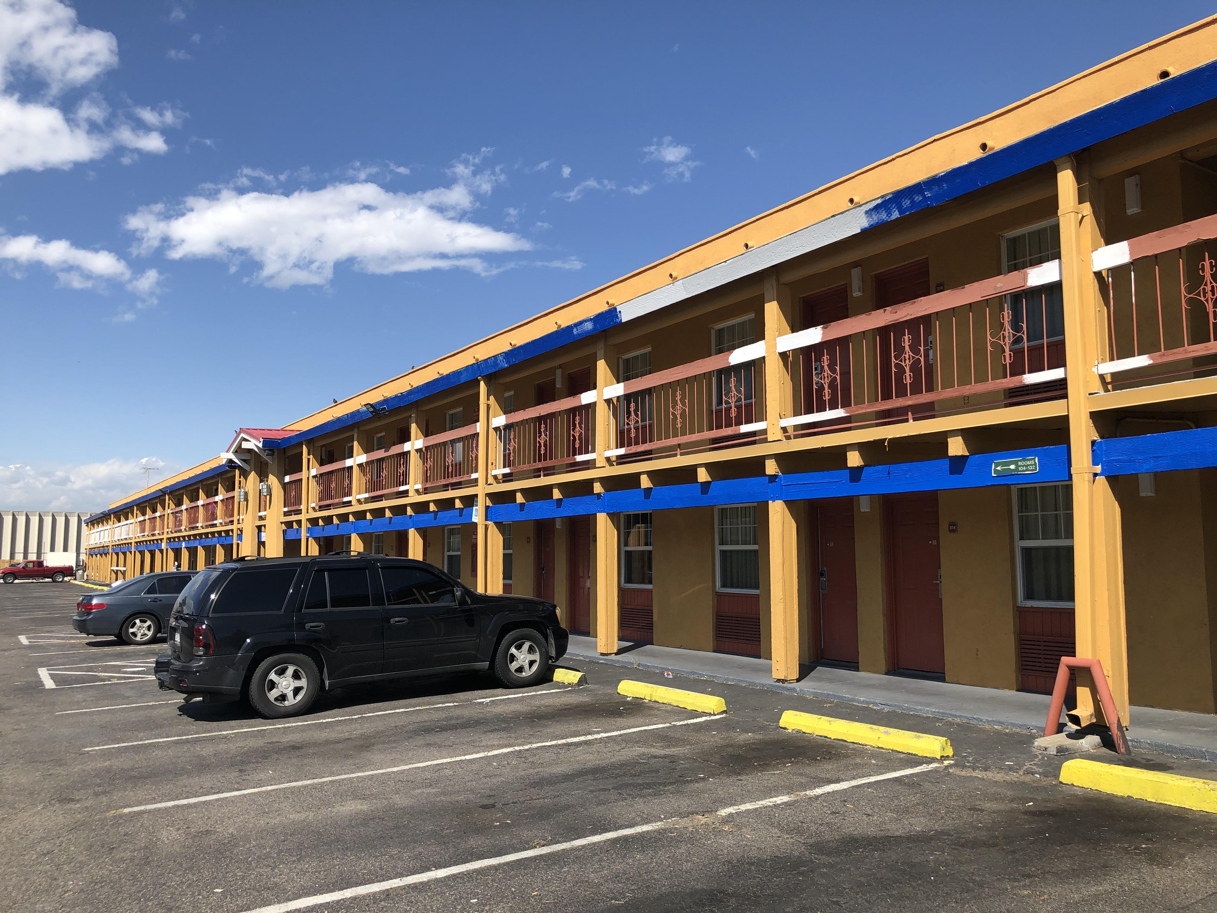 Americas Best Value Inn DEN Eksteriør billede